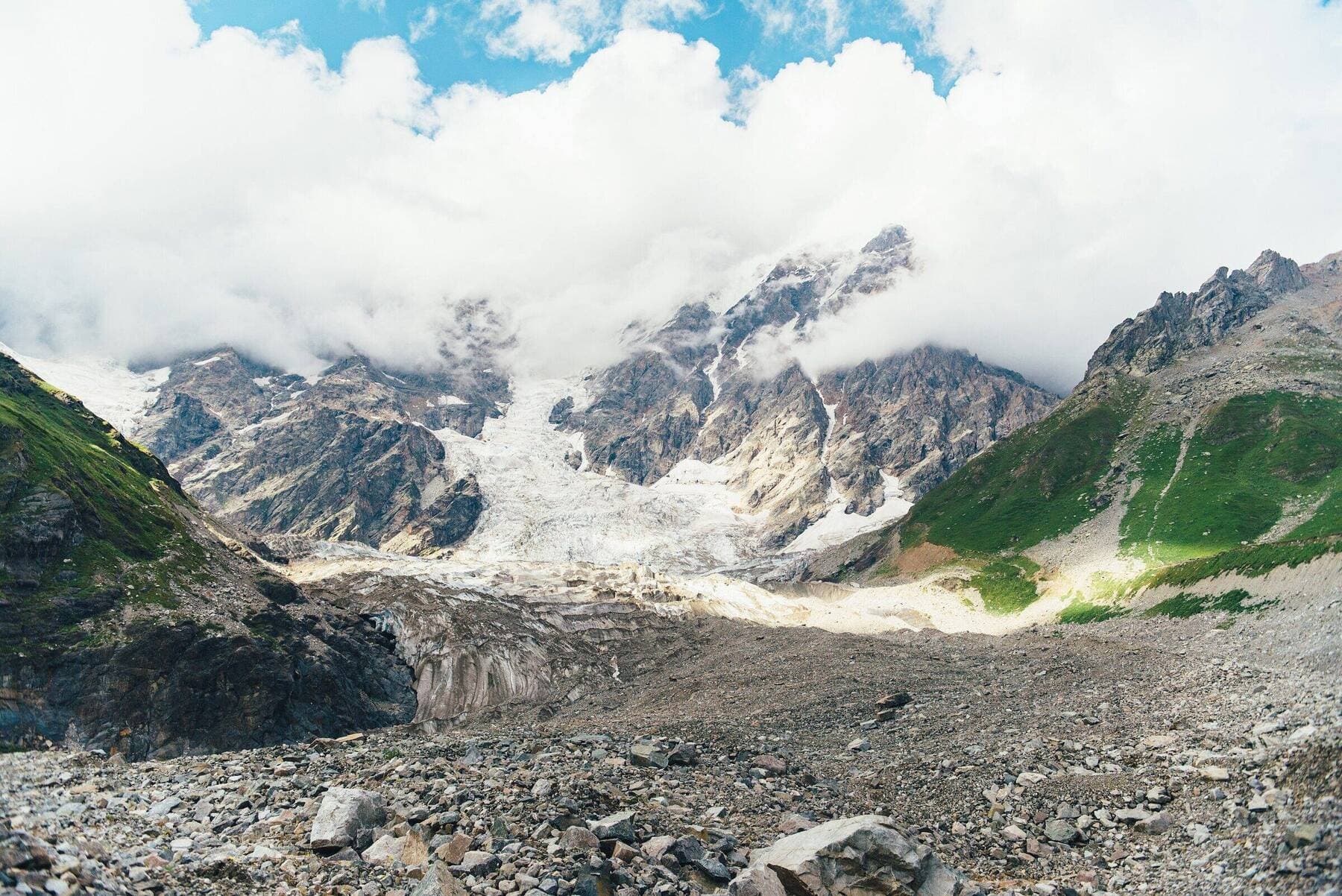 Schchara-Gletscher in Swanetien
